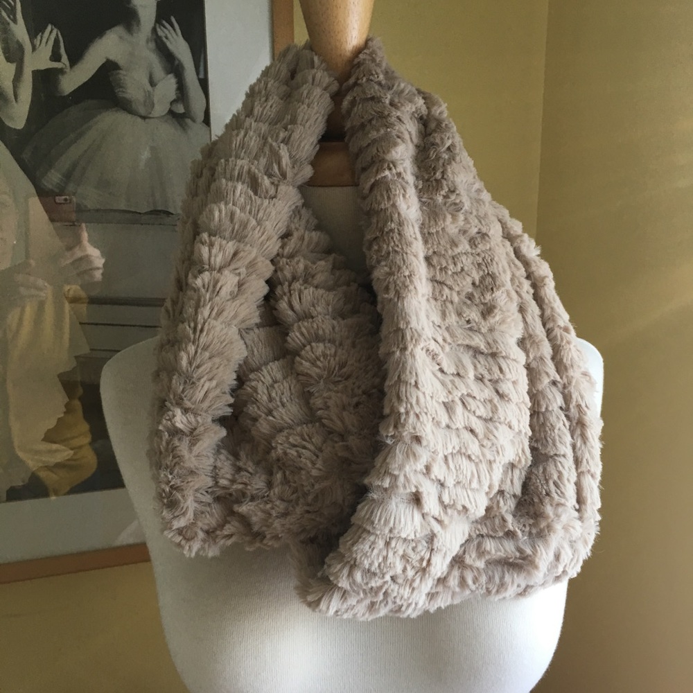 Faux Fur Infinity Scarf